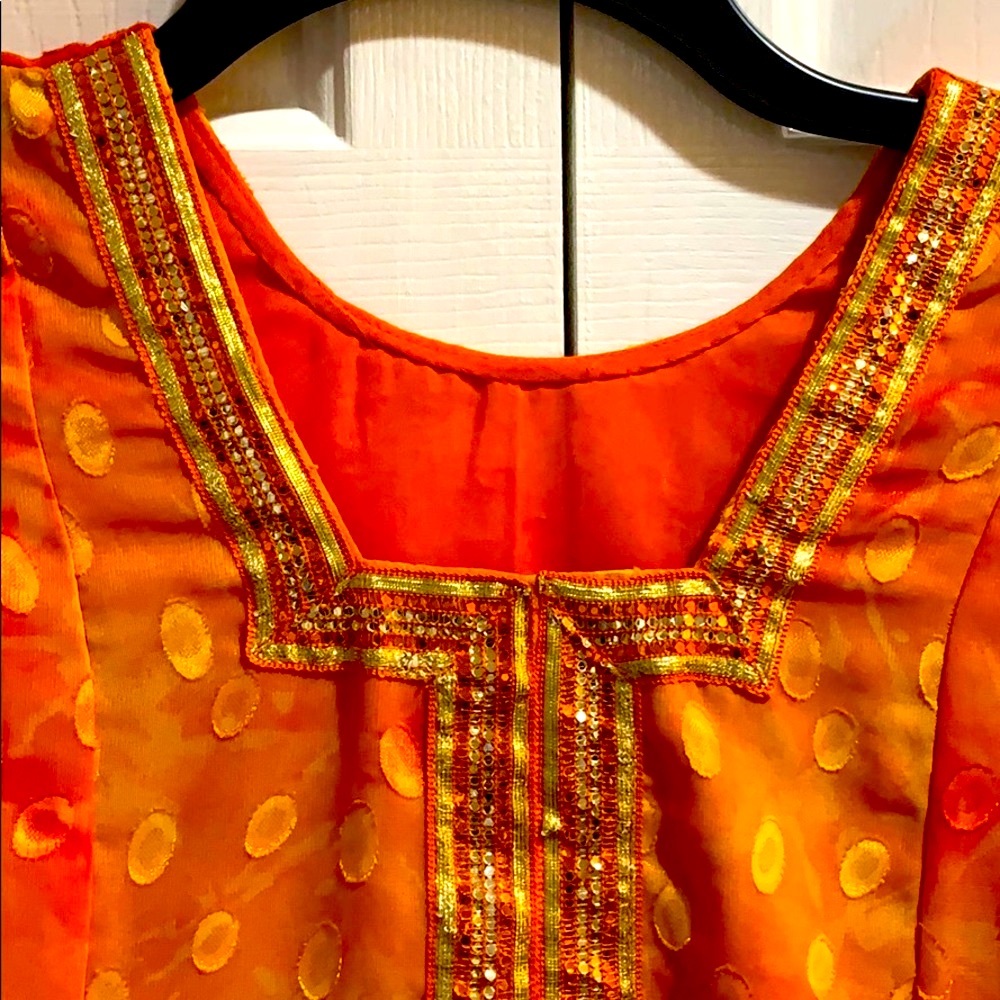Beautiful Indian Top - Picture 5 of 6